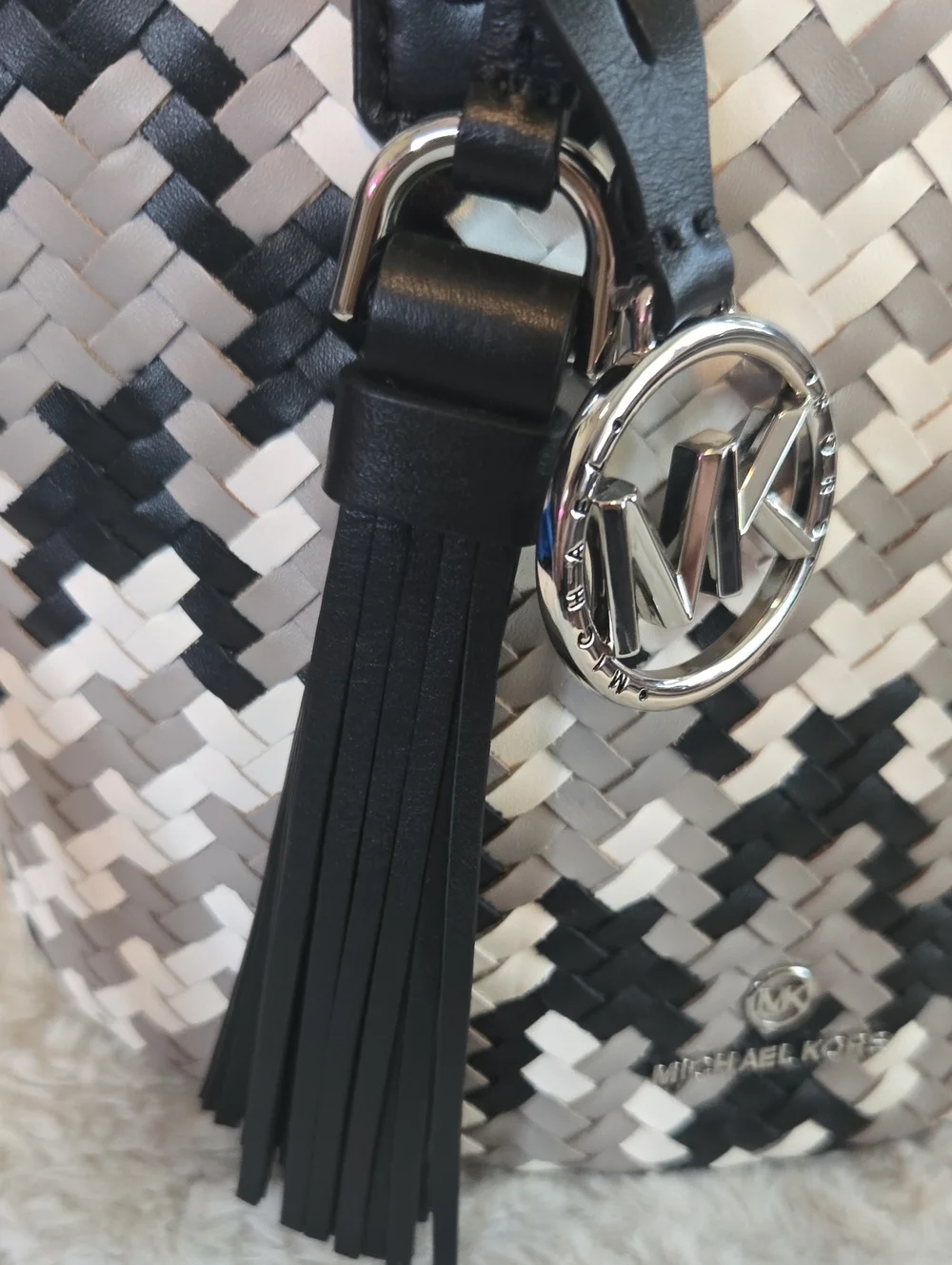 Michael Kors Black, White & Gray Woven Bucket Tote Like New Condition